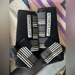 Custom Thin Gold Line Iconoclast Boots Large Front